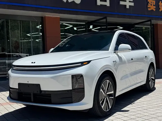 Li Auto L6 2024 Pro