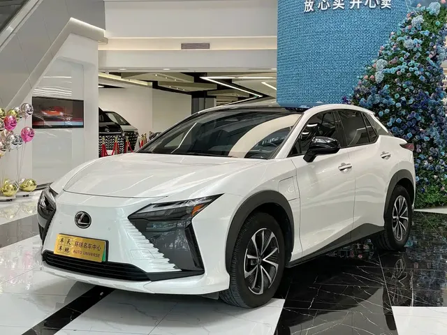 Lexus RZ 2023 450e 4WD Deluxe
