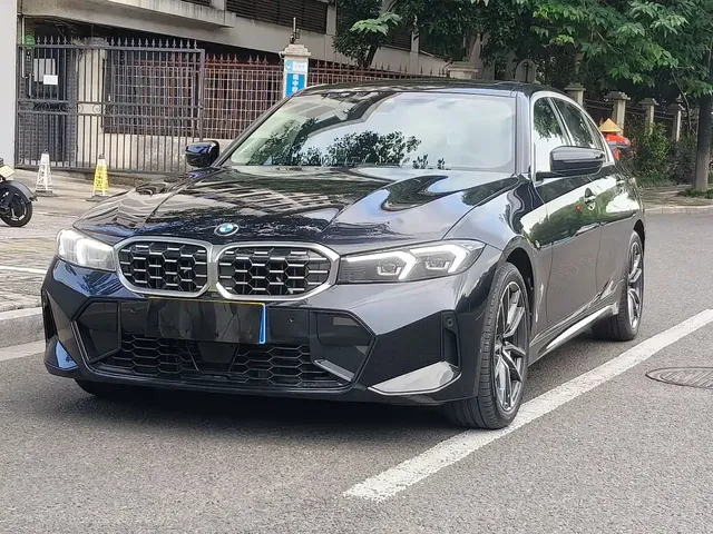 BMW 3 Series 2024 325Li M Sport Package