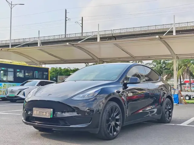Tesla Model Y 2022 Facelift Rear-Wheel Drive Version