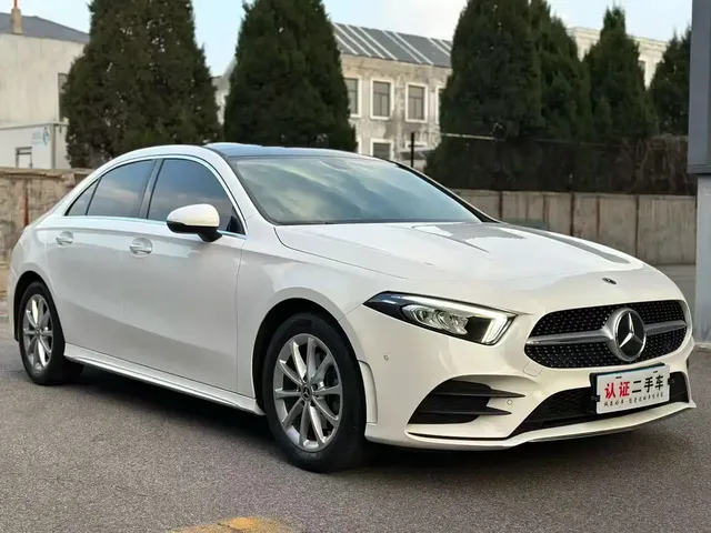 Mercedes-Benz A-Class 2023 A 200 L Fashion