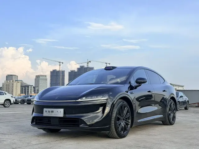 Zhijie Luxeed R7 2026 All-electric UItra