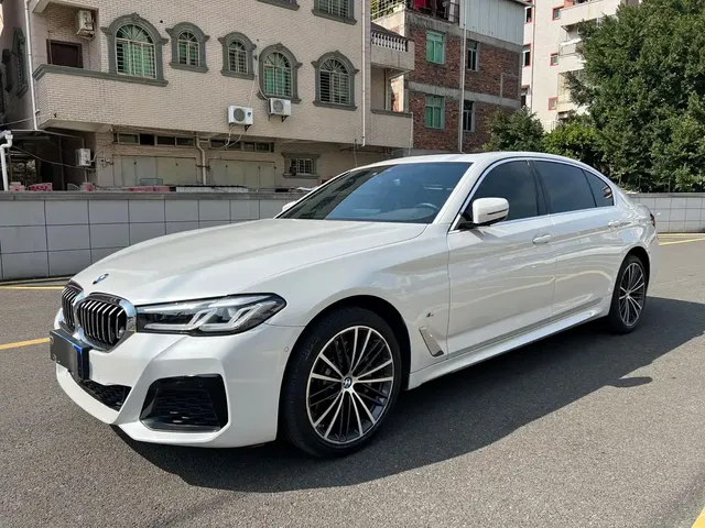 BMW 5 Series 2022 Model Second Facelift 530Li Leading M Sport Package