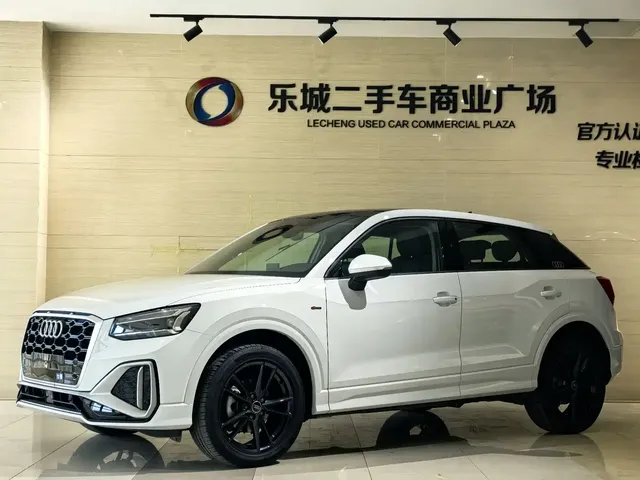 Audi Q2L 2022 35 TFSI Progressive Dynamic