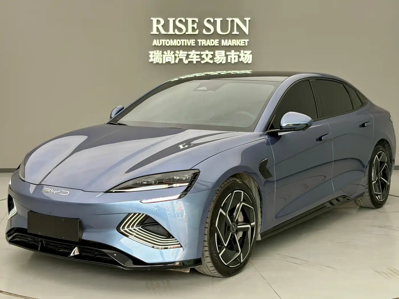 BYD Seal 2022 700km Long Range RWD Edition