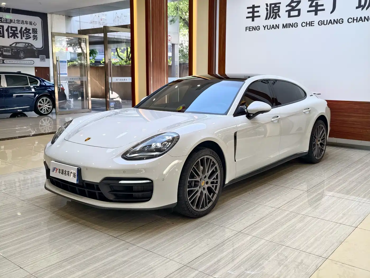 Porsche Panamera 2023 Panamera Executive Long Wheelbase Platinum Edition 2.9T
