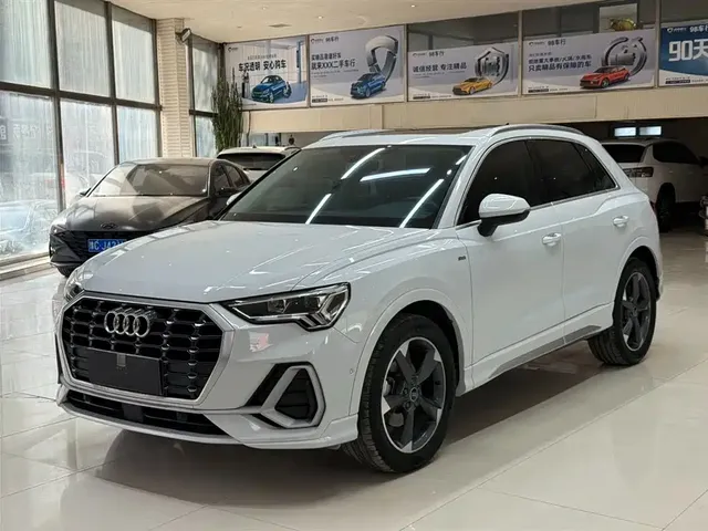 Audi Q3 2023 35 TFSI Fashion Dynamic (1.4T)
