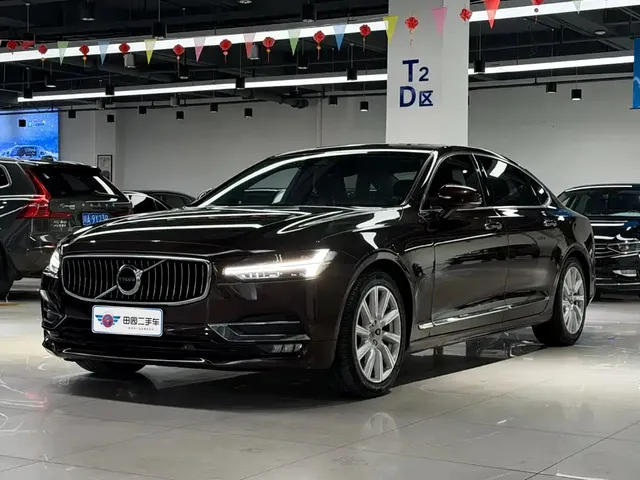 Volvo S90 2020 T5 Momentum Luxury Edition