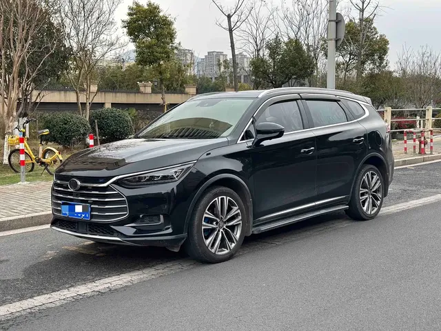 BYD Tang 2018 2.0T Automatic Zhilian Zunrong 5-seater China V