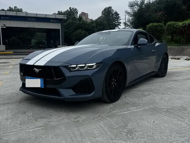Ford Mustang 2024 2.3T EcoBoost Coupe Performance Edition