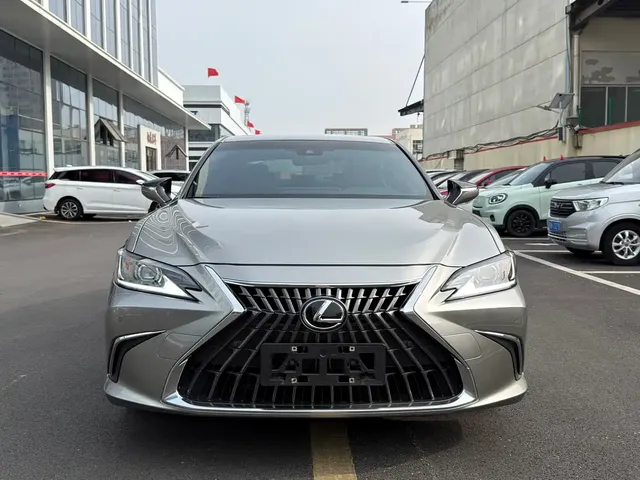 Lexus ES 2023 200 Excellence Edition