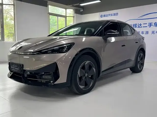 Volkswagen Unique 06 2025 Pure