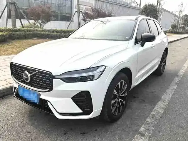 Volvo XC60 2024 B5 AWD Zhiyuan Luxury Edition