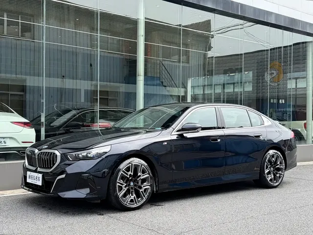 BMW 5 Series 2025 530Li Premium M Sport Package