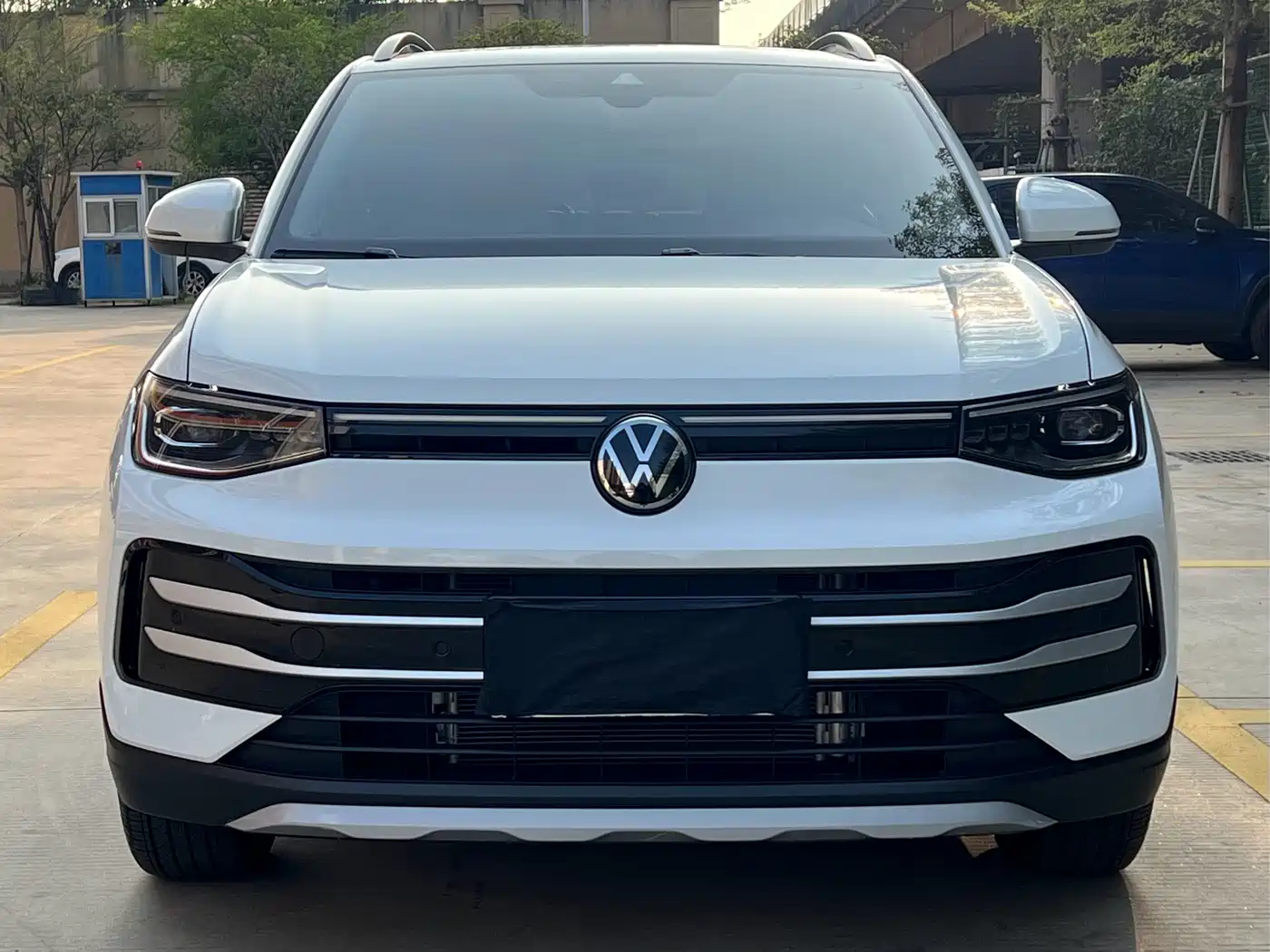 Volkswagen Tharu 2025 New Edge 1.5L Aspiration Edition