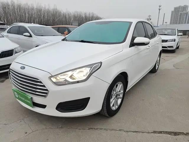 Ford Escort 2019 Facelift 1.5L Manual Premium Edition China VI