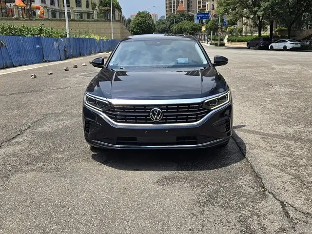 Volkswagen Passat 2023 380TSI Flagship Edition