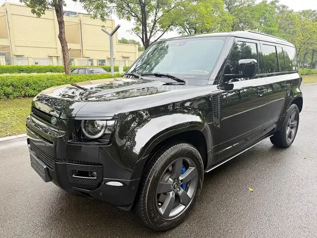 Land Rover Defender 2024 110 3.0T P400 X-DYNAMIC HSE