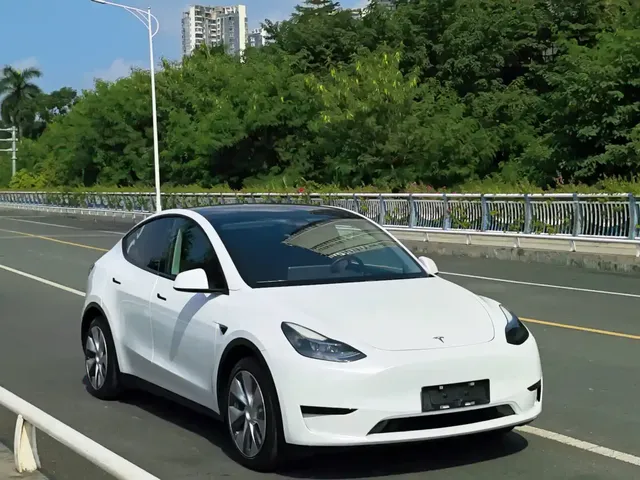 Tesla Model Y 2022 Long Range AWD