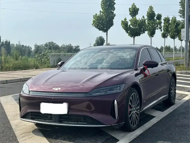 Chery Fengyun A9L 2025 Model 4WD High-performance Summit Edition