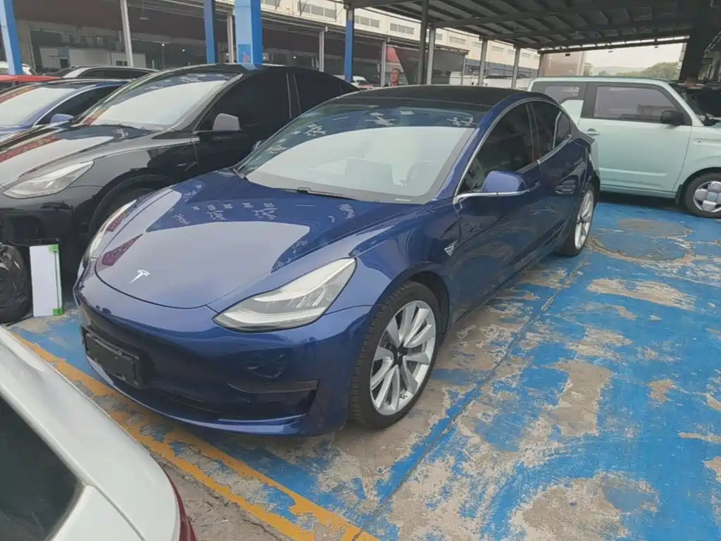 Tesla Model 3 2020 Facelift Long Range Rear-Wheel Drive