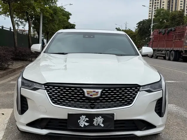 Cadillac CT4 2023 25T Luxury Model