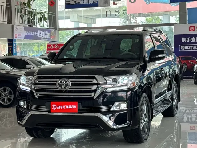 Toyota Land Cruiser (Import) 2016 4.0L V6 Middle East Basic Edition