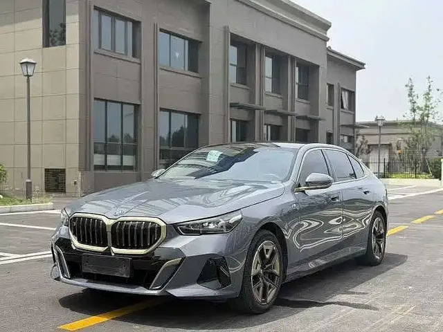BMW i5 2024 eDrive 35L M Sport Package