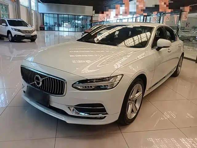 Volvo S90 2019 T5 Momentum
