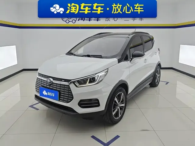 BYD Yuan New Energy 2018 EV360 Smart Connected Cool Edition