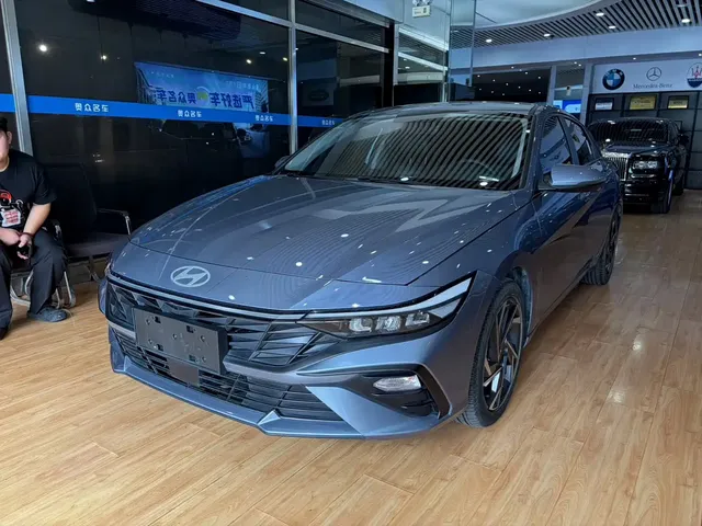 Hyundai Elantra 2023 1.5L CVT GLX Elite Edition