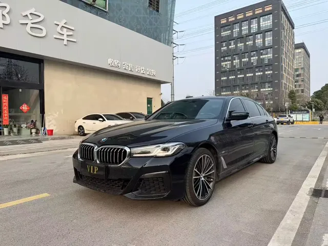BMW 5 Series 2023 530Li Leading M Sport Package