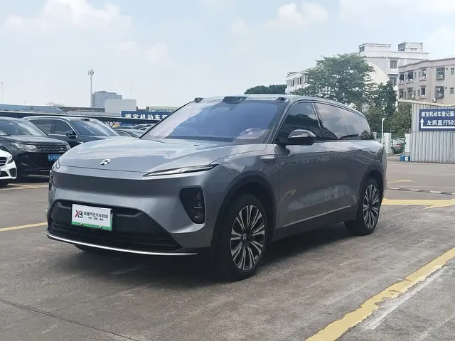 NIO ES8 2024 75kWh