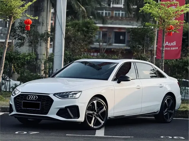 Audi A4L 2024 40 TFSI Luxury Dynamic