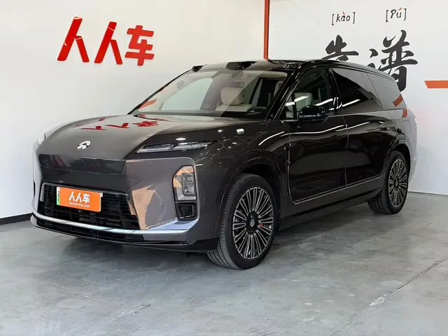 NIO ES8 2025 Base Model 7-Seater