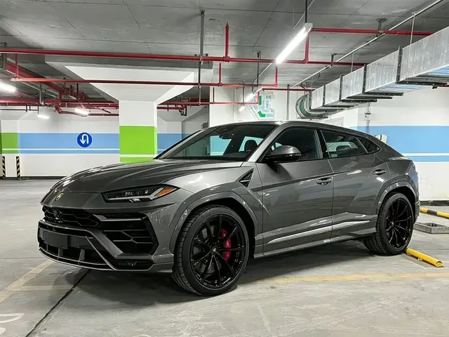 Lamborghini Urus 2021 4.0T V8