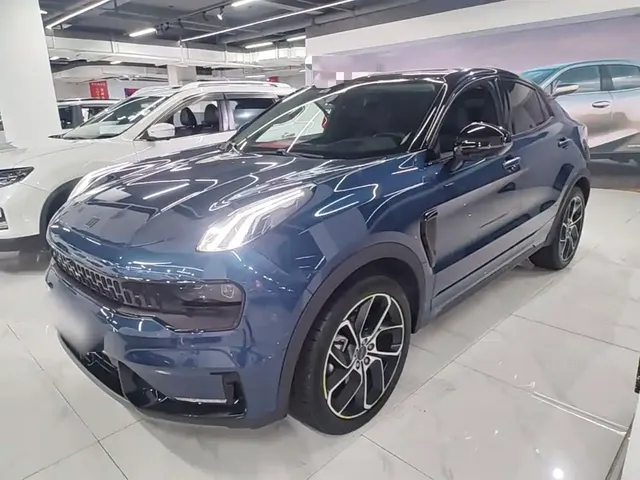 Lynk & Co 05 2022 2.0TD 2WD Shine Halo