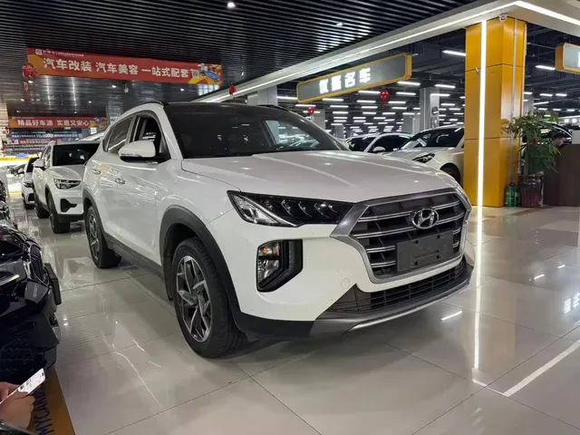Hyundai Tucson 2019 280TGDi Dual-clutch 2WD Fashion Edition China VI