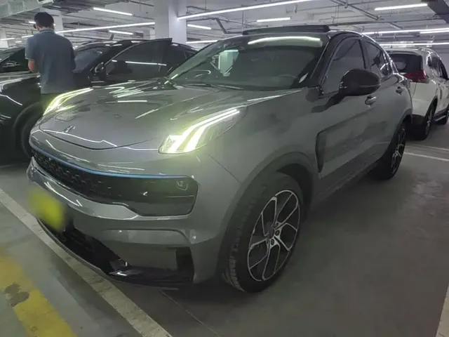 Lynk & Co 05 2020 2.0TD 2WD Shine Halo