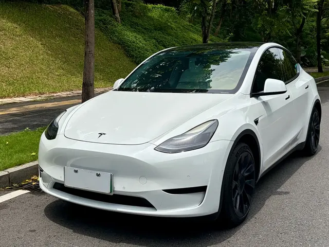 Tesla Model Y 2022 Facelift Rear-Wheel Drive Version