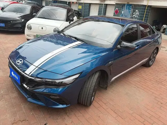 Hyundai Elantra 2023 1.5L CVT GLX Elite Edition