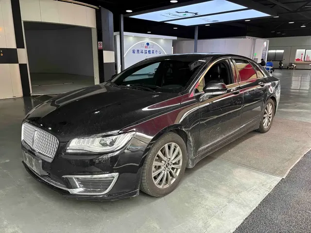 Lincoln MKZ 2018 2.0T Premium Edition
