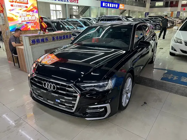 Audi A6L 2023 45 TFSI Premium Selection Dynamic