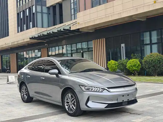 BYD Qin PLUS 2021 EV 400KM Luxury Model