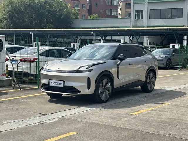 Lynk & Co 08 EM-P 2025 120km Long Range Halo