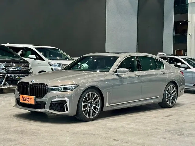 BMW 7 Series 2019 Facelift 740Li Leading M Sport Package