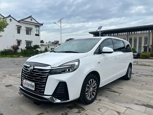 Buick GL8 2023 Model Land Business Class Smart