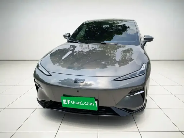 Geely Galaxy E8 2024 665km RWD Starship Voyager Edition