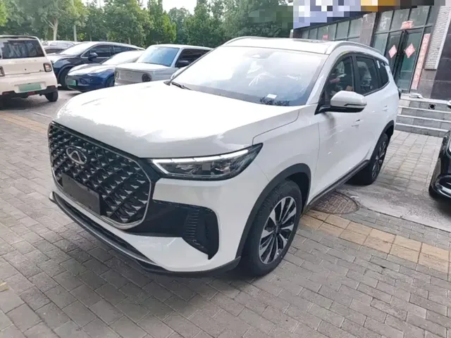 Chery Tiggo 8 PLUS 2025 Model 290TGDI DCT Momentum Edition 5-Seater