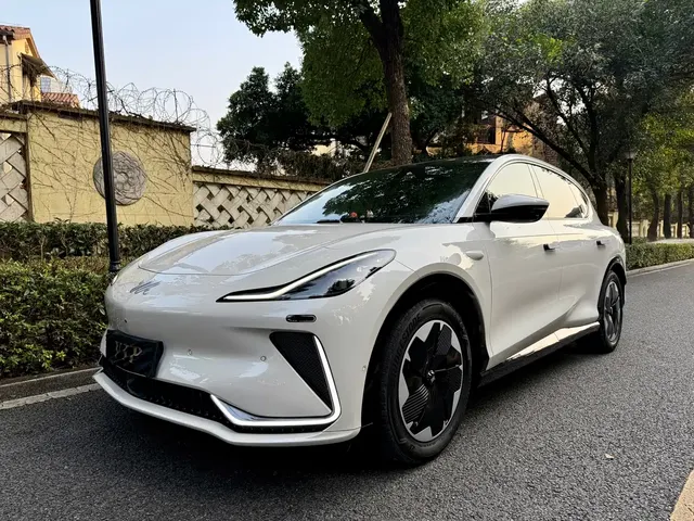 IM Motors IM LS7 2023 Model 90kWh Elite RWD Edition